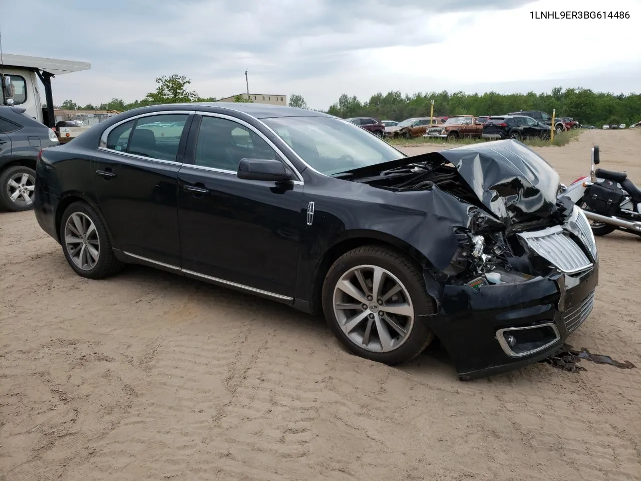 1LNHL9ER3BG614486 2011 Lincoln Mks