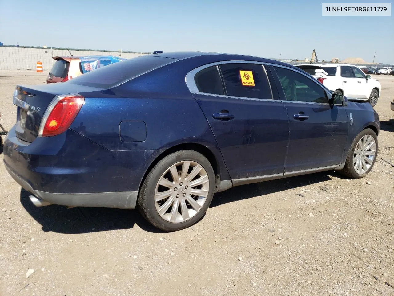 1LNHL9FT0BG611779 2011 Lincoln Mks