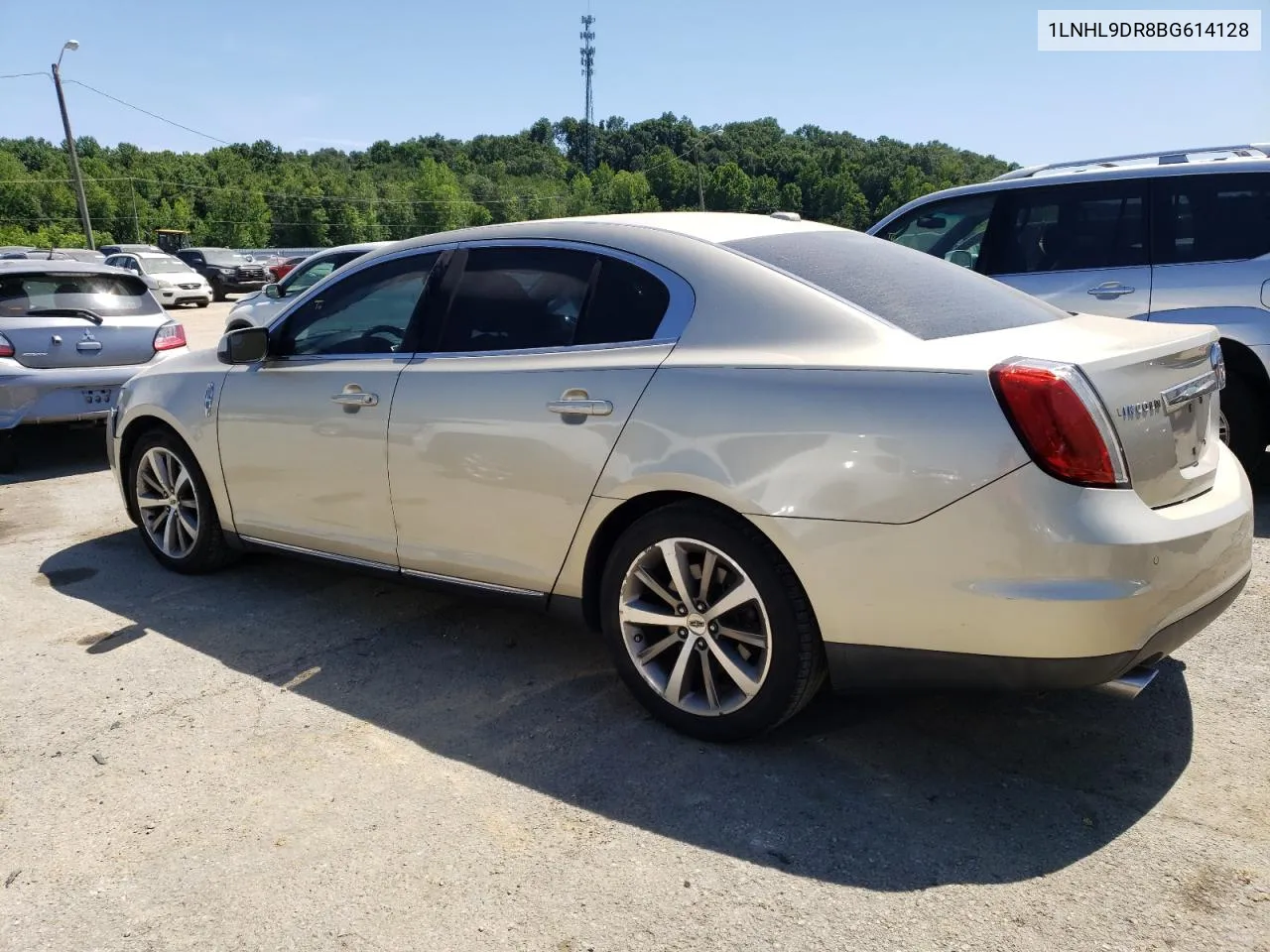 1LNHL9DR8BG614128 2011 Lincoln Mks