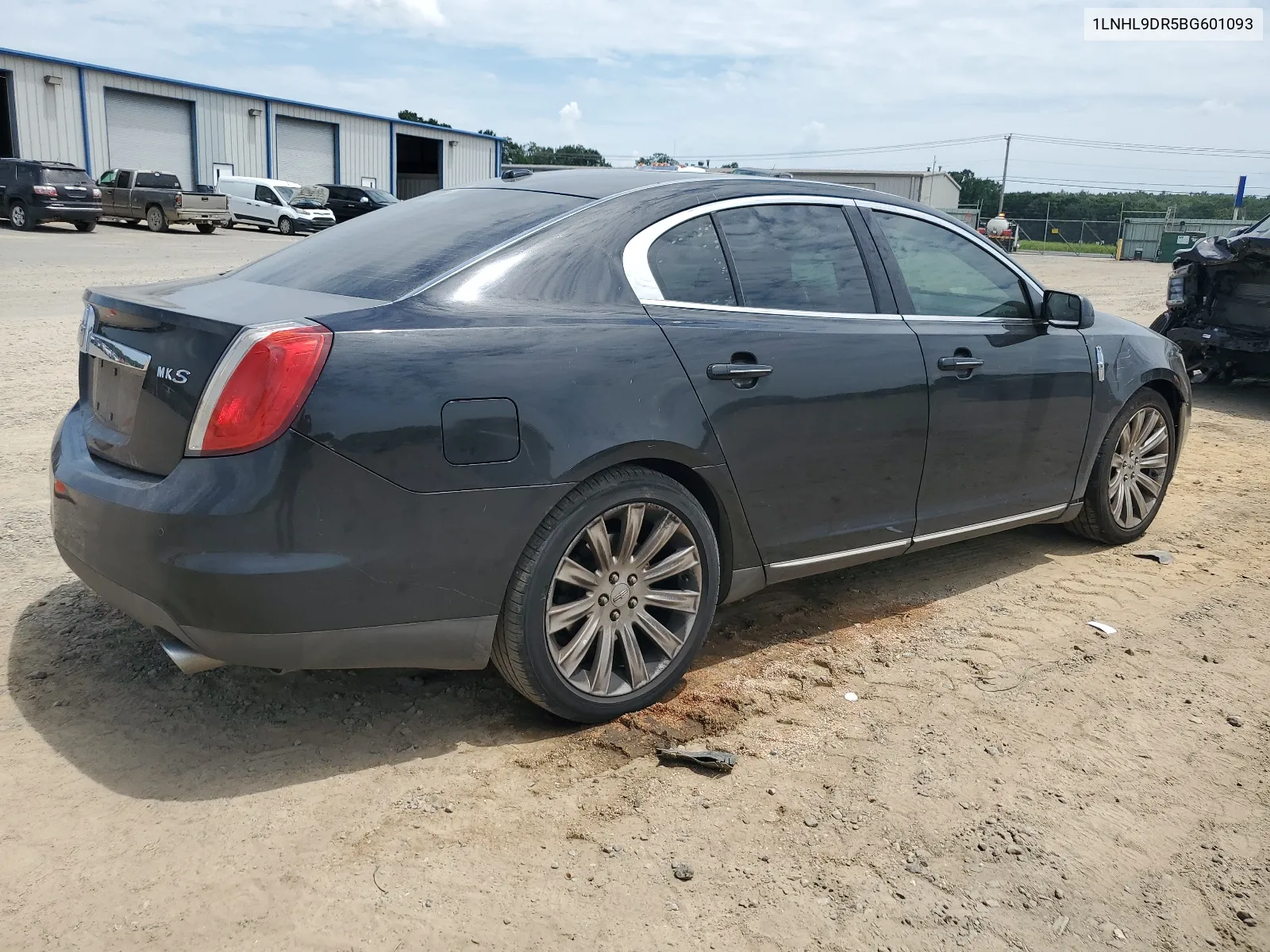 1LNHL9DR5BG601093 2011 Lincoln Mks