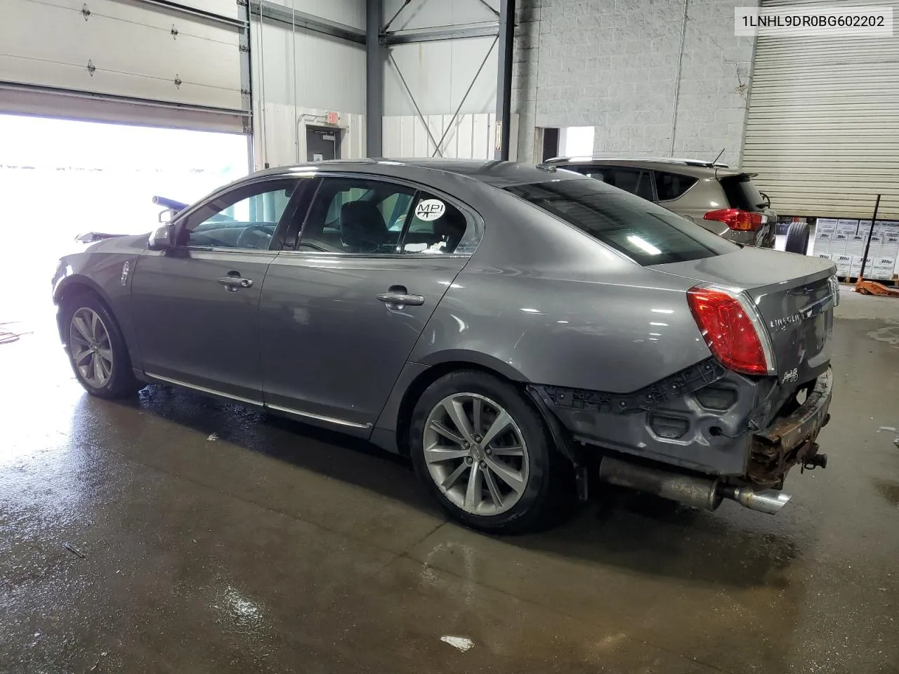 1LNHL9DR0BG602202 2011 Lincoln Mks