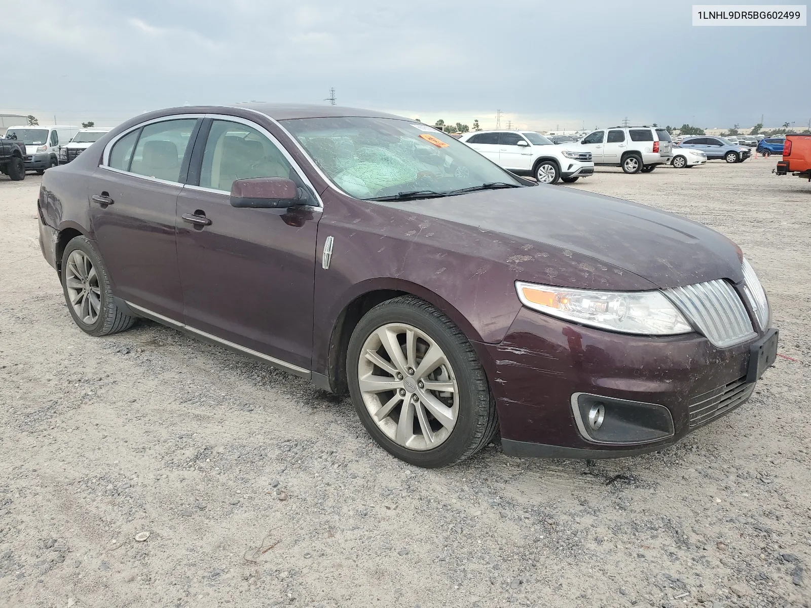 1LNHL9DR5BG602499 2011 Lincoln Mks