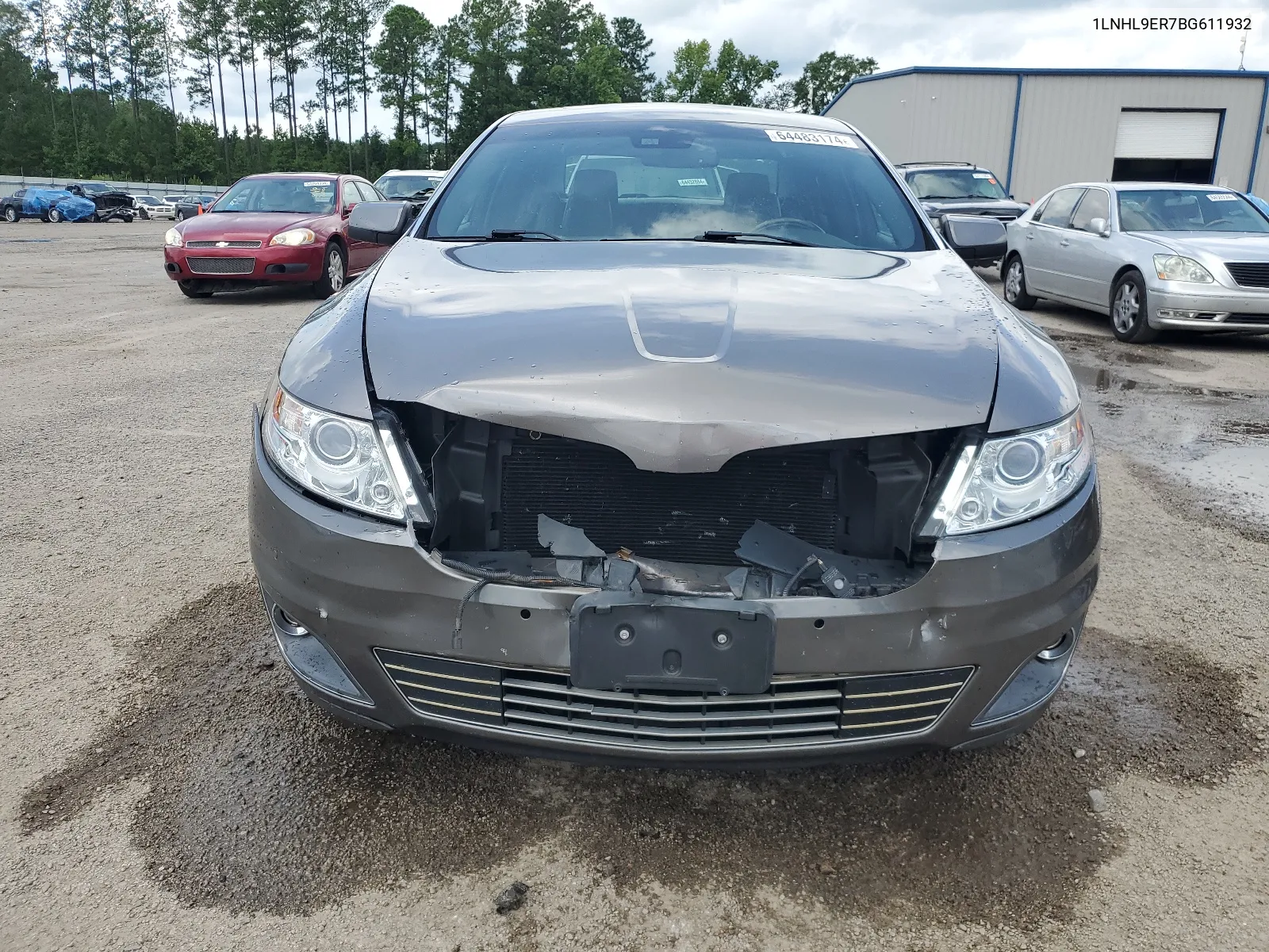 1LNHL9ER7BG611932 2011 Lincoln Mks