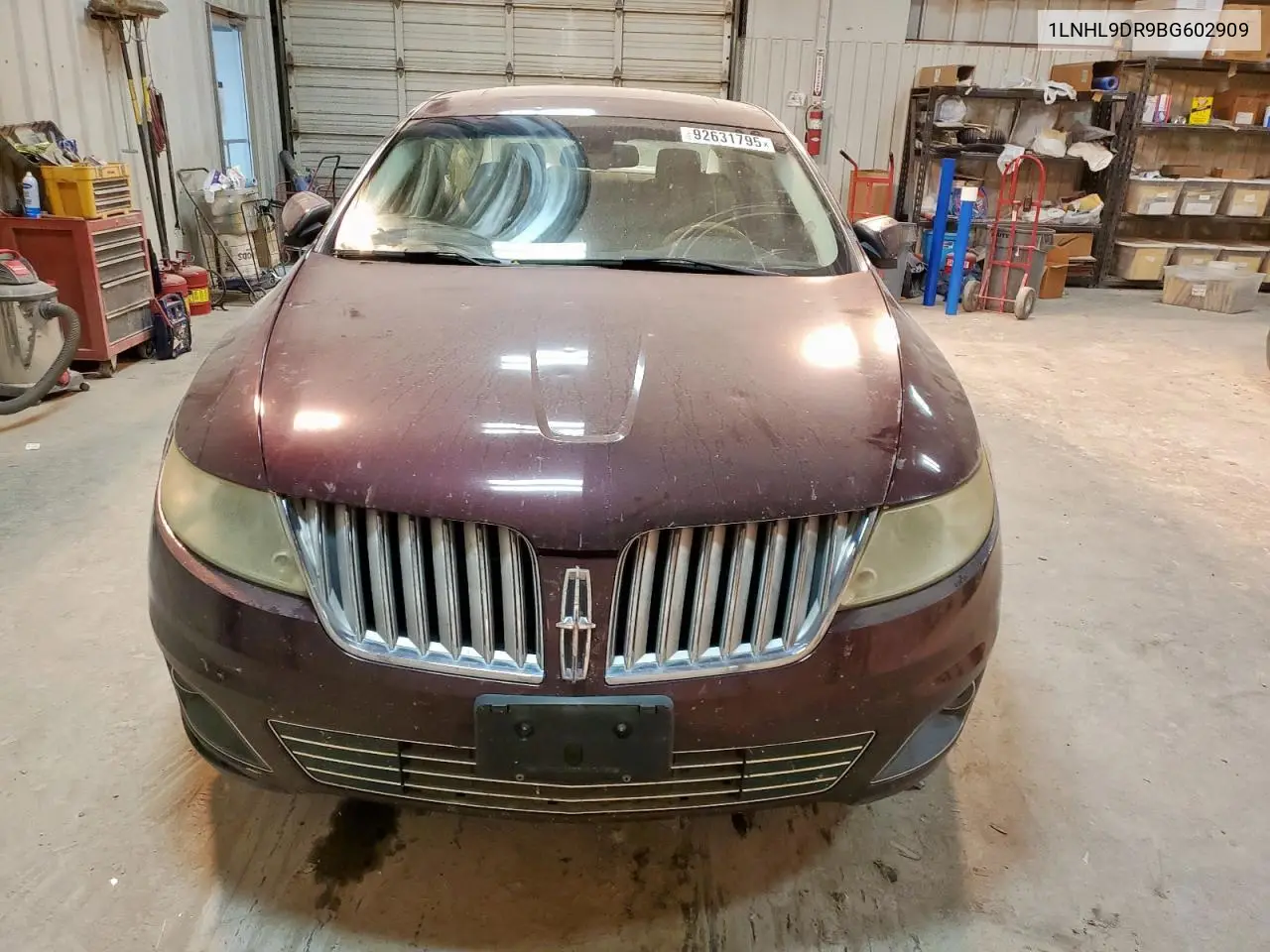 1LNHL9DR9BG602909 2011 Lincoln Mks