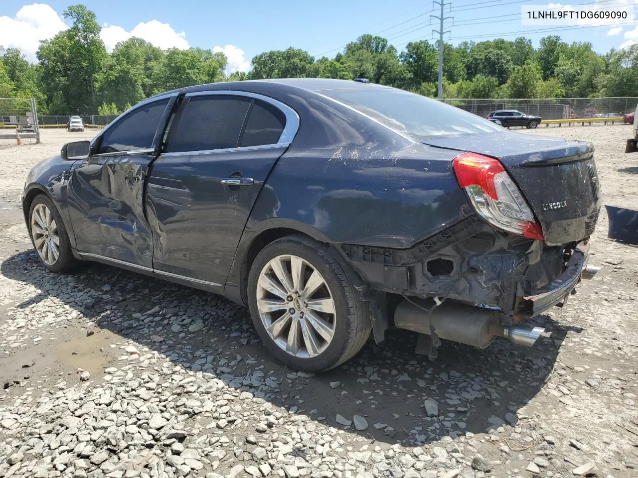 1LNHL9FT1DG609090 2013 Lincoln Mks