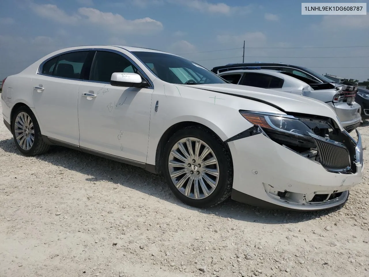 1LNHL9EK1DG608787 2013 Lincoln Mks