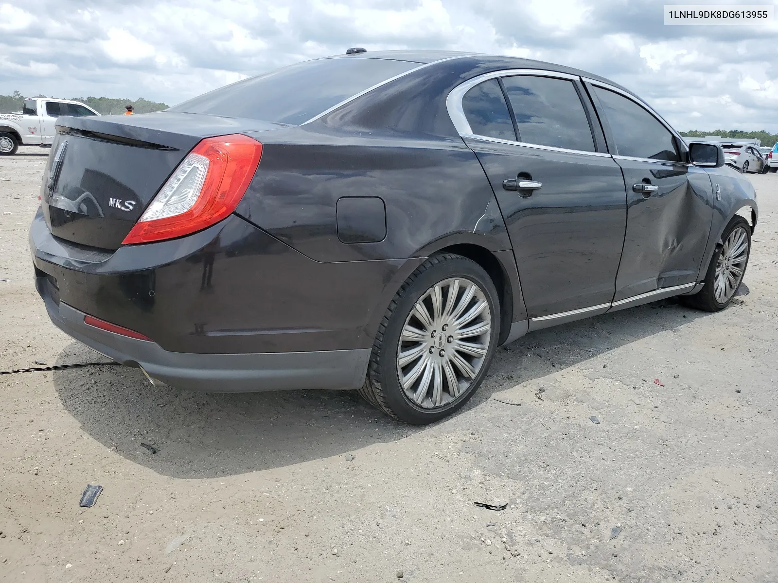 1LNHL9DK8DG613955 2013 Lincoln Mks