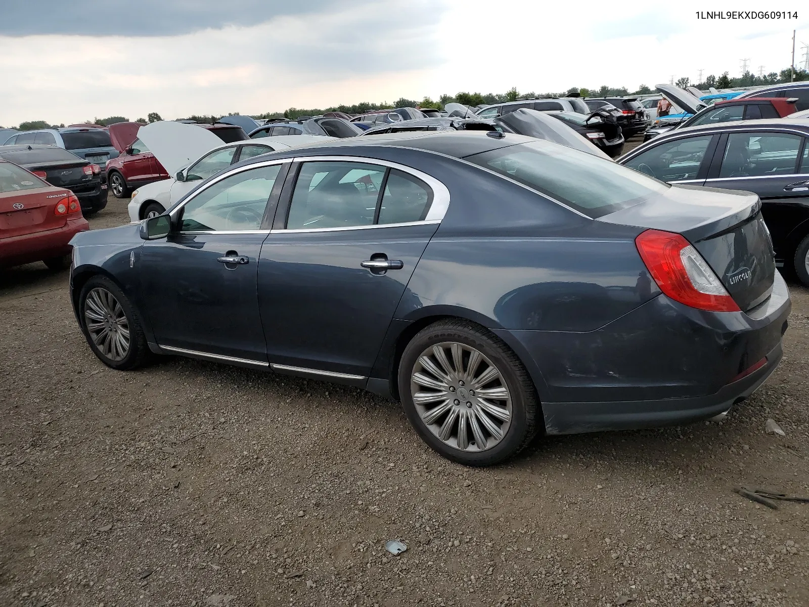 1LNHL9EKXDG609114 2013 Lincoln Mks