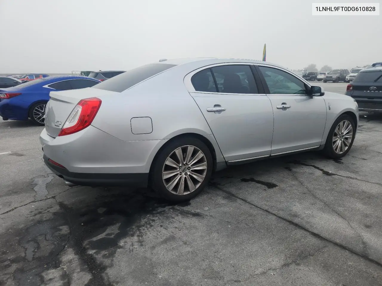 1LNHL9FT0DG610828 2013 Lincoln Mks