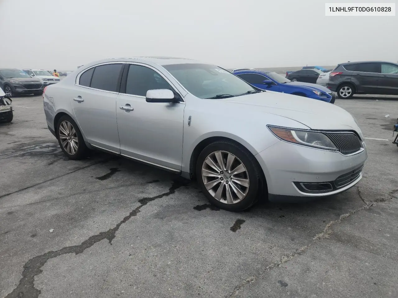 1LNHL9FT0DG610828 2013 Lincoln Mks