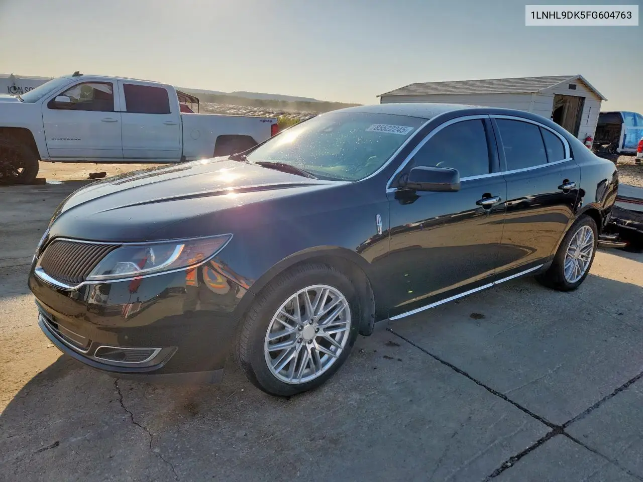 1LNHL9DK5FG604763 2015 Lincoln Mks