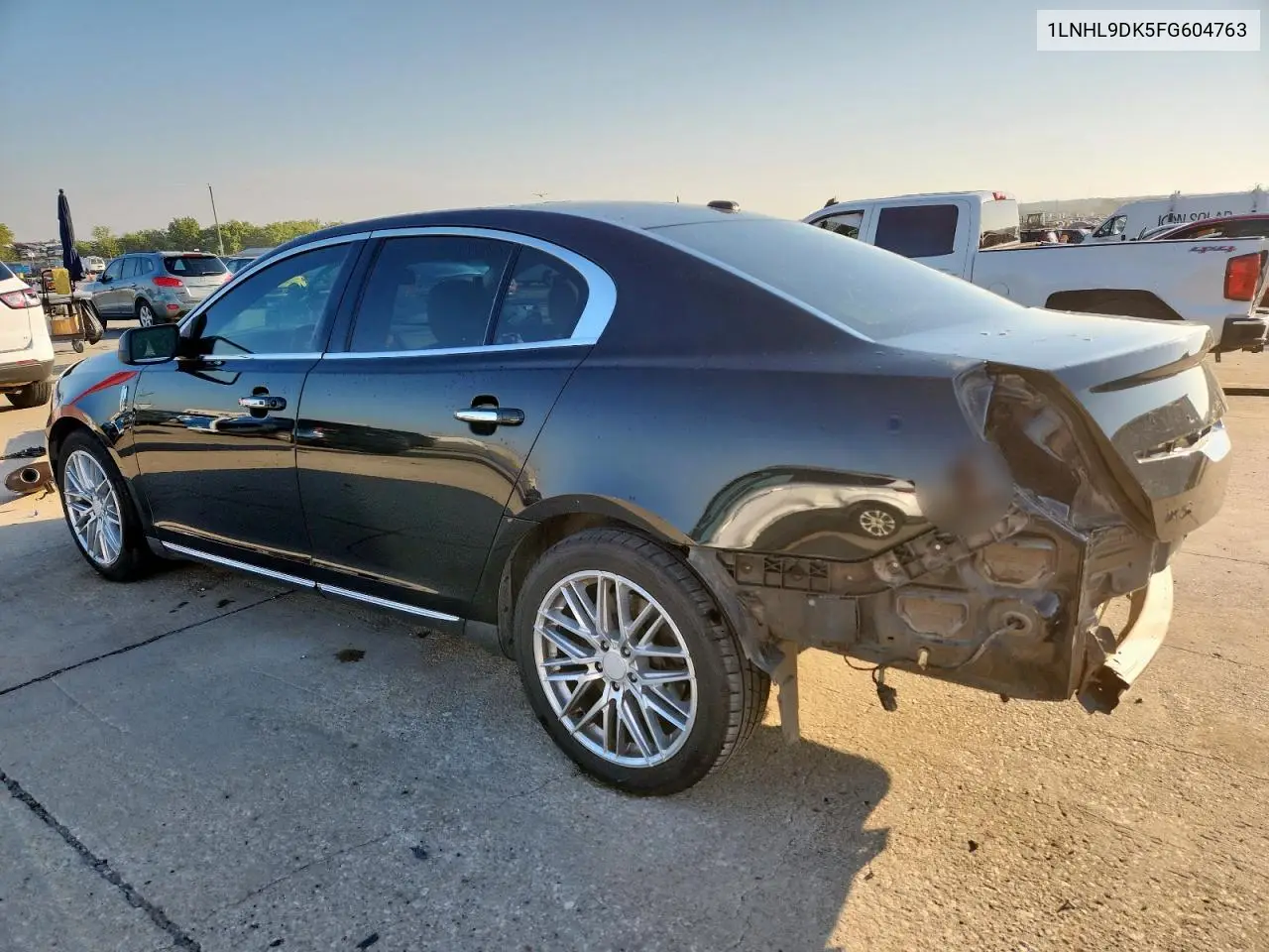 1LNHL9DK5FG604763 2015 Lincoln Mks