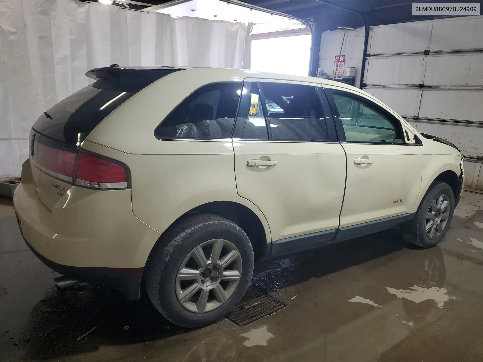 2LMDU88C97BJ24909 2007 Lincoln Mkx