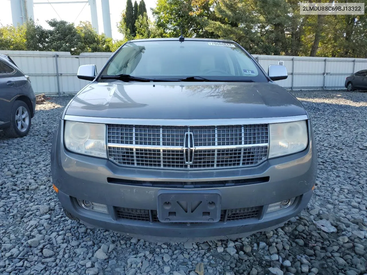 2009 Lincoln Mkx VIN: 2LMDU88C69BJ13322 Lot: 70686844