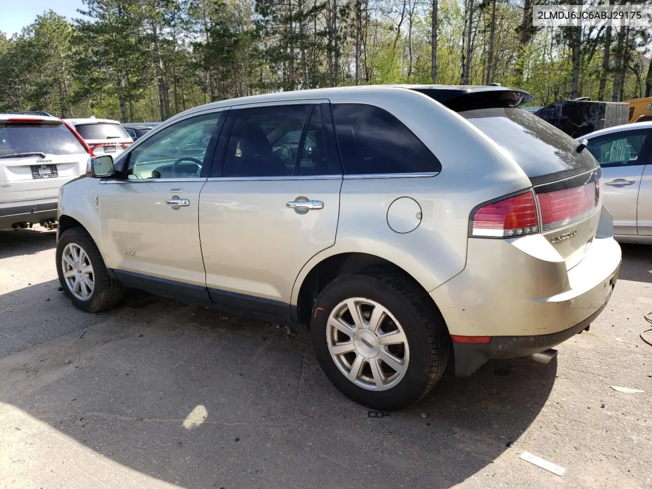 2010 Lincoln Mkx VIN: 2LMDJ6JC6ABJ29175 Lot: 53853924