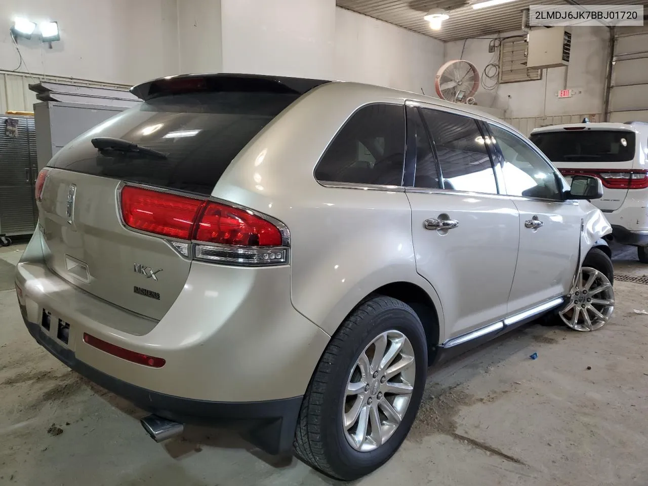 2LMDJ6JK7BBJ01720 2011 Lincoln Mkx