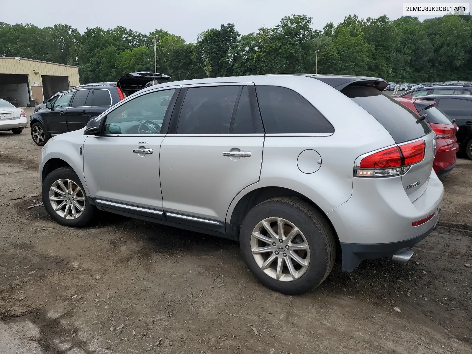 2LMDJ8JK2CBL17911 2012 Lincoln Mkx