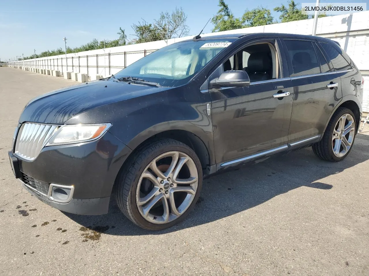 2LMDJ6JK0DBL31456 2013 Lincoln Mkx