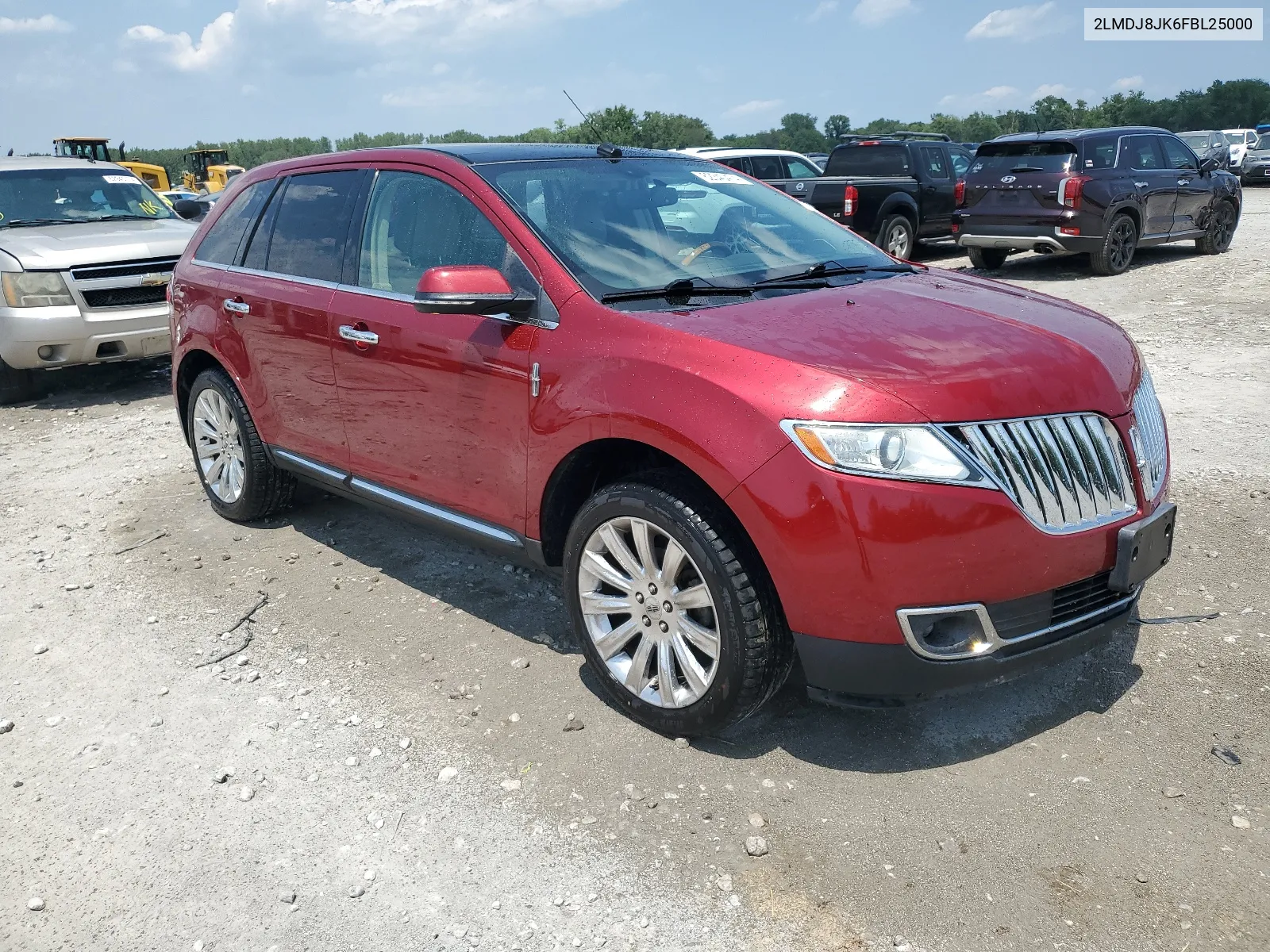 2LMDJ8JK6FBL25000 2015 Lincoln Mkx