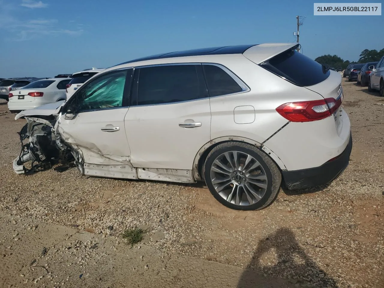 2016 Lincoln Mkx Reserve VIN: 2LMPJ6LR5GBL22117 Lot: 61668654