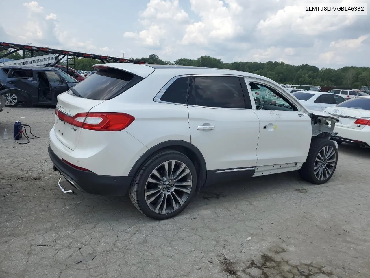 2LMTJ8LP7GBL46332 2016 Lincoln Mkx Reserve