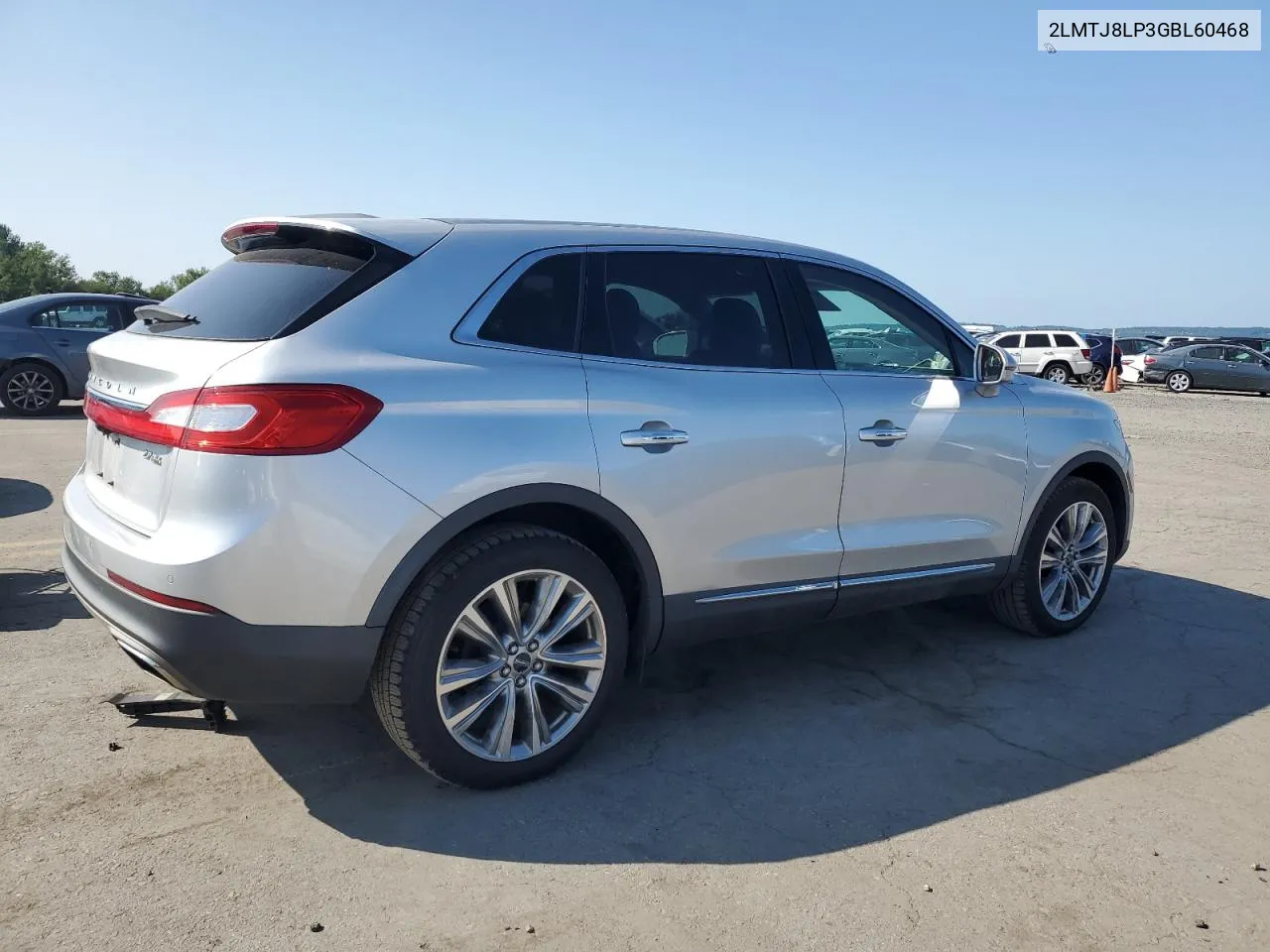 2LMTJ8LP3GBL60468 2016 Lincoln Mkx Reserve