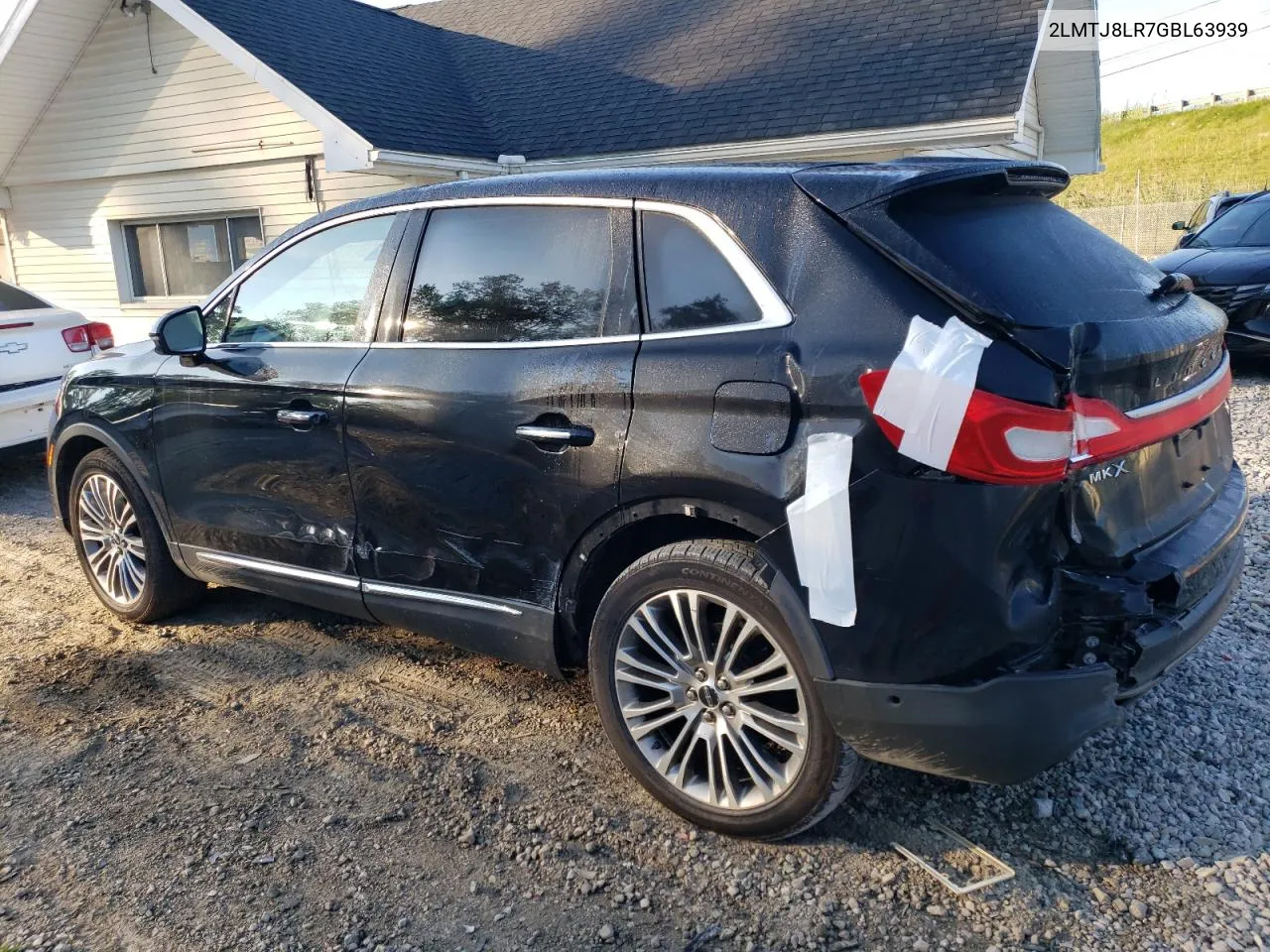 2LMTJ8LR7GBL63939 2016 Lincoln Mkx Reserve