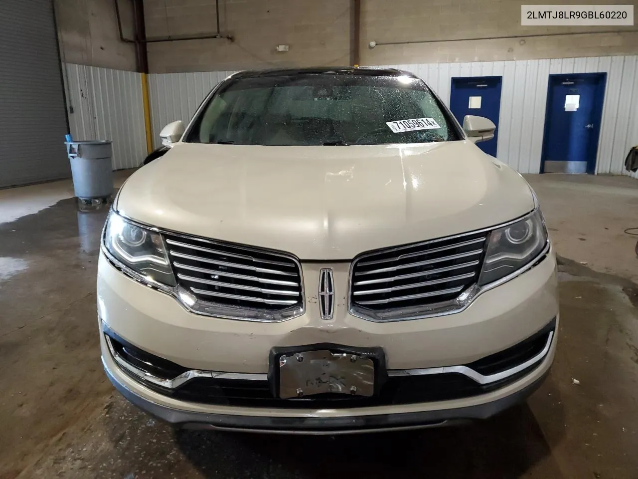 2LMTJ8LR9GBL60220 2016 Lincoln Mkx Reserve