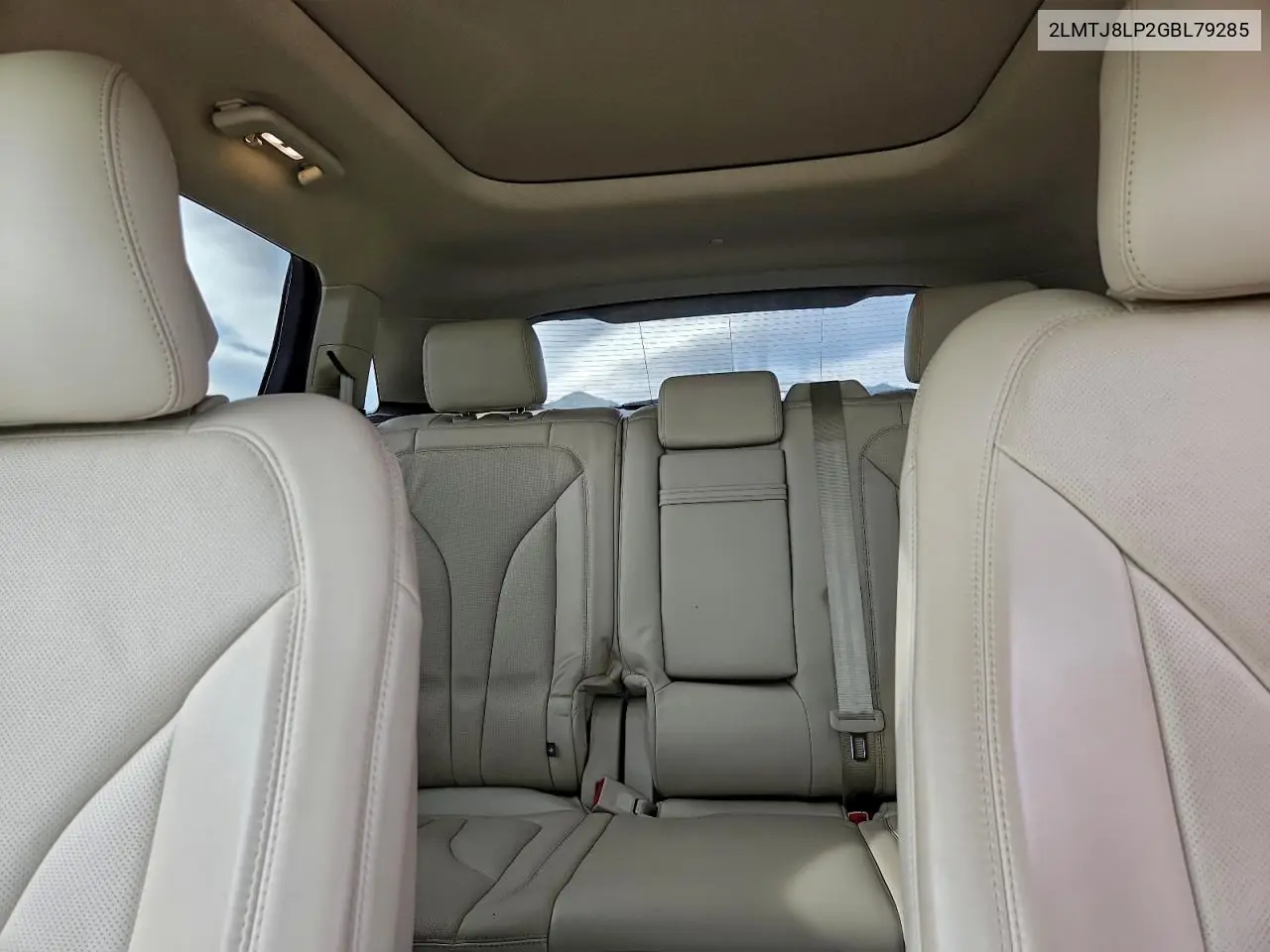 2LMTJ8LP2GBL79285 2016 Lincoln Mkx Reserve
