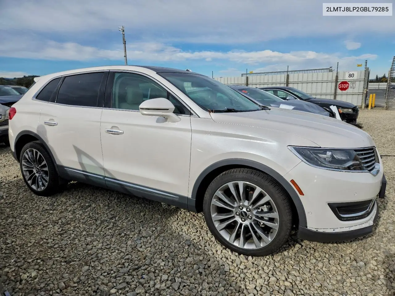 2LMTJ8LP2GBL79285 2016 Lincoln Mkx Reserve