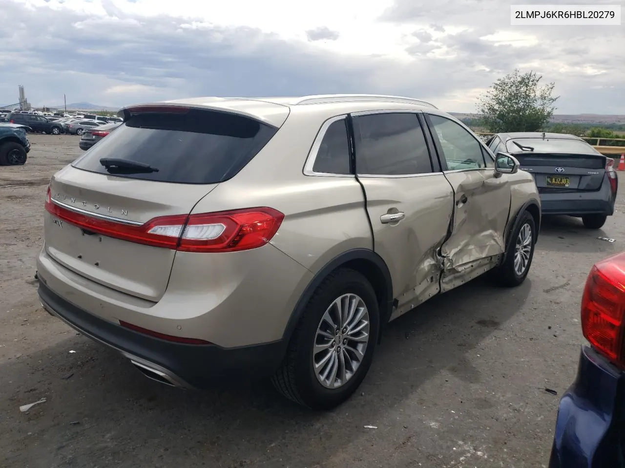 2LMPJ6KR6HBL20279 2017 Lincoln Mkx Select