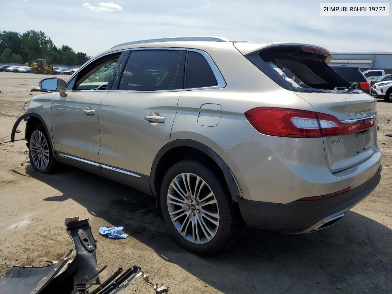 2LMPJ8LR6HBL19773 2017 Lincoln Mkx Reserve