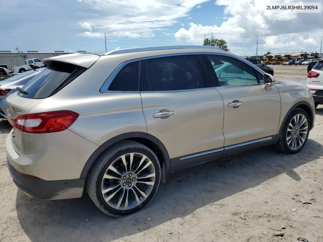 2LMPJ6LR3HBL39094 2017 Lincoln Mkx Reserve