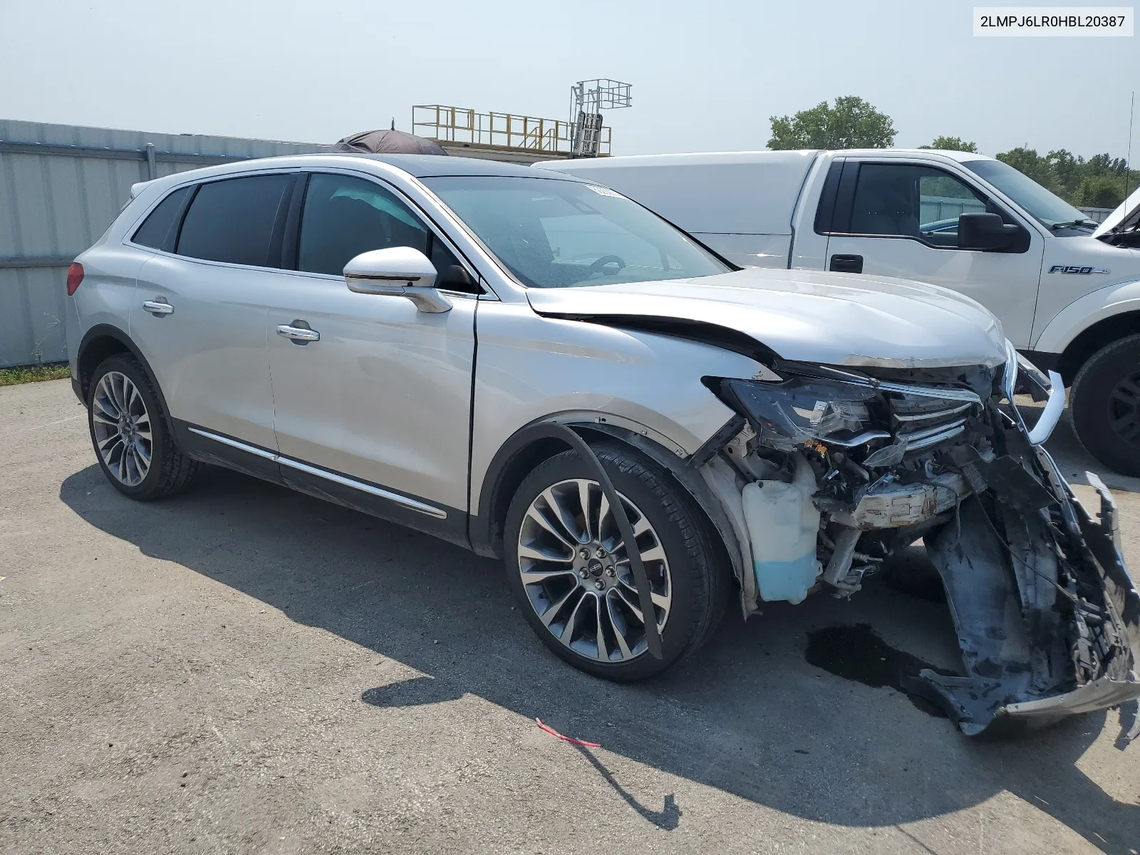 2LMPJ6LR0HBL20387 2017 Lincoln Mkx Reserve