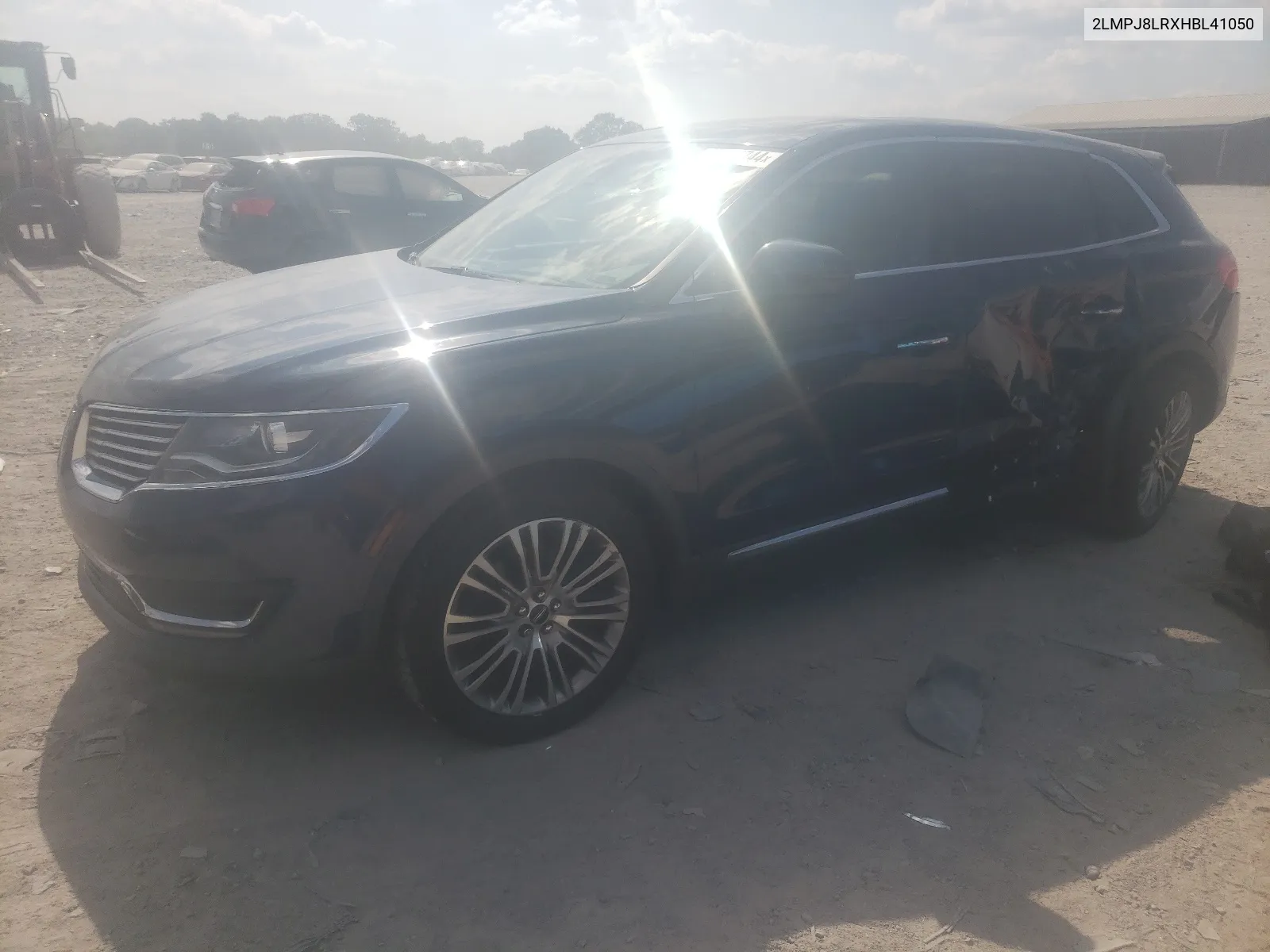 2LMPJ8LRXHBL41050 2017 Lincoln Mkx Reserve