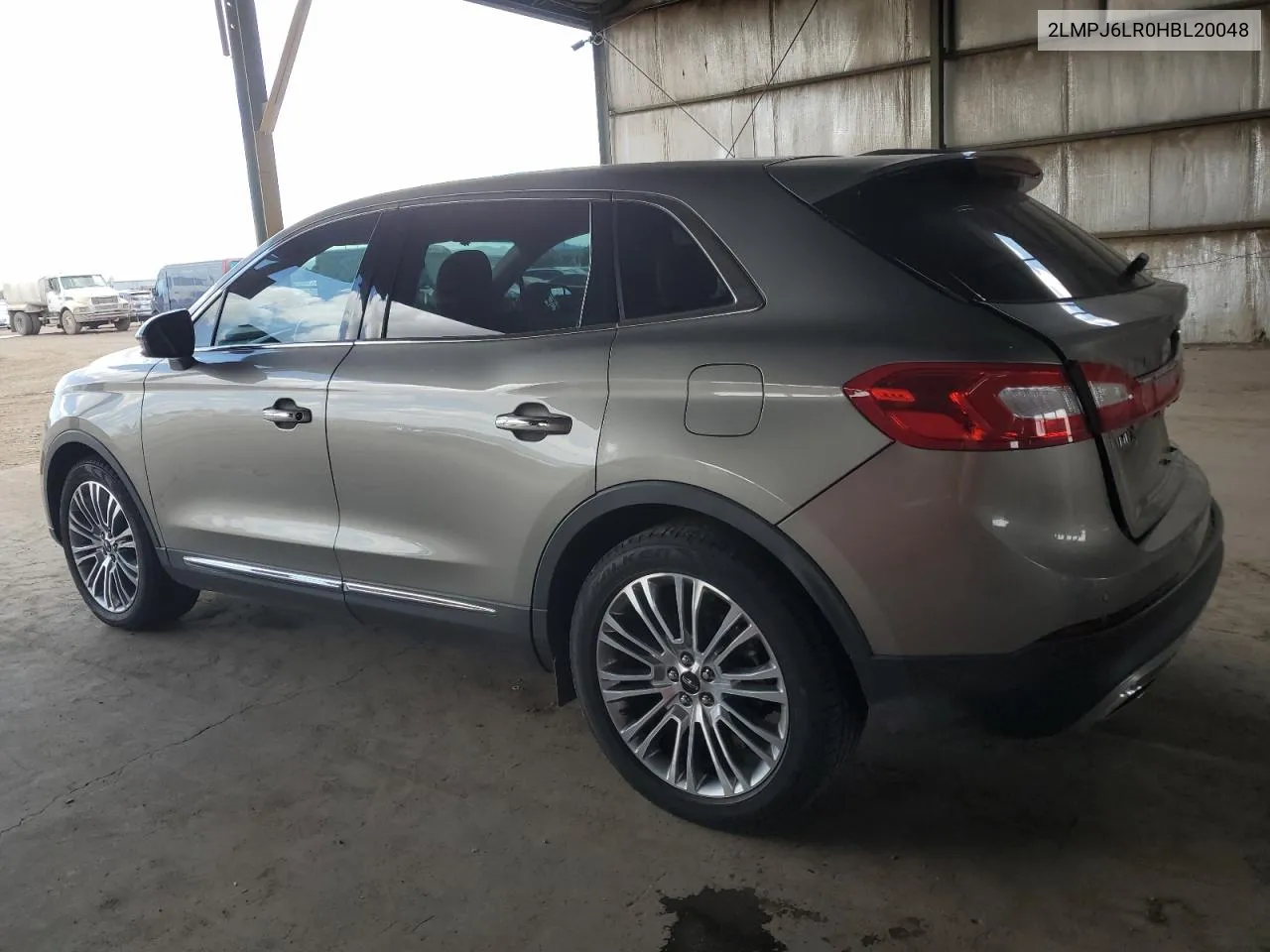 2017 Lincoln Mkx Reserve VIN: 2LMPJ6LR0HBL20048 Lot: 72461664