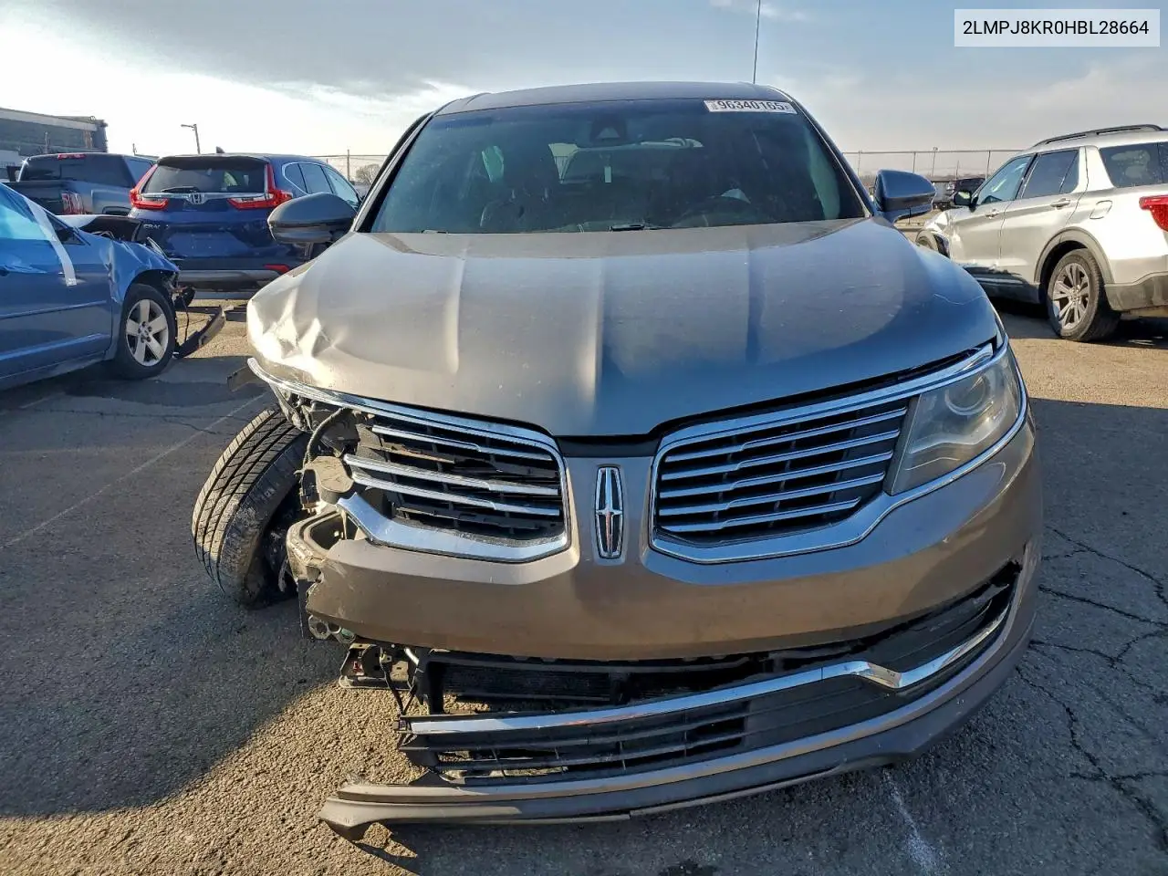 2LMPJ8KR0HBL28664 2017 Lincoln Mkx Select