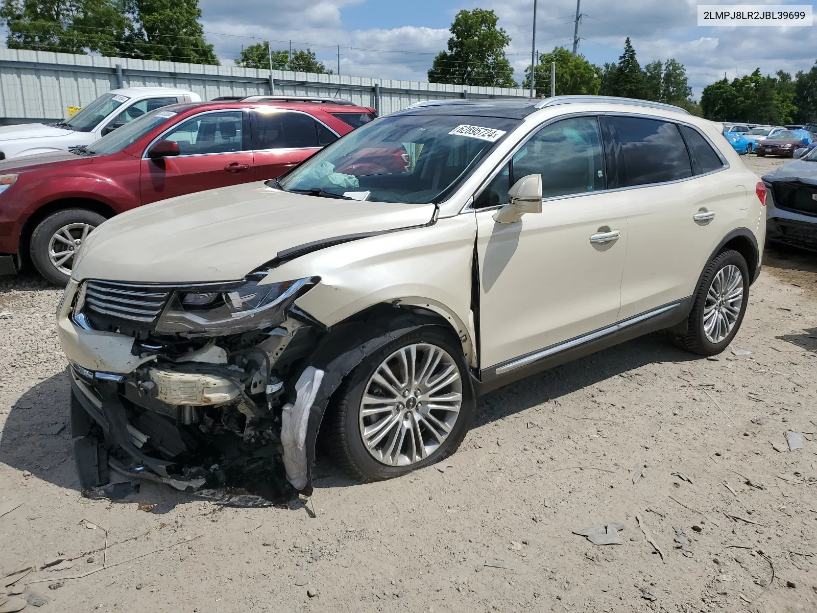 2LMPJ8LR2JBL39699 2018 Lincoln Mkx Reserve