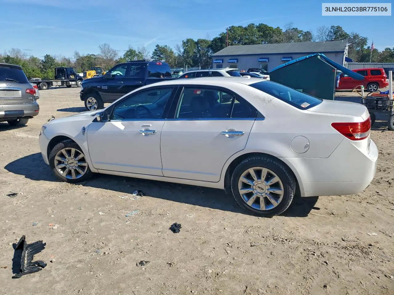 3LNHL2GC3BR775106 2011 Lincoln Mkz