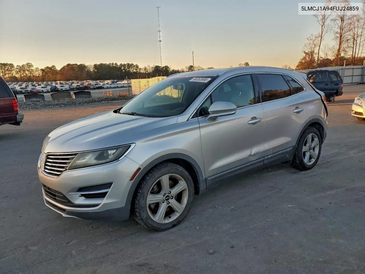 5LMCJ1A94FUJ24859 2015 Lincoln Mkc
