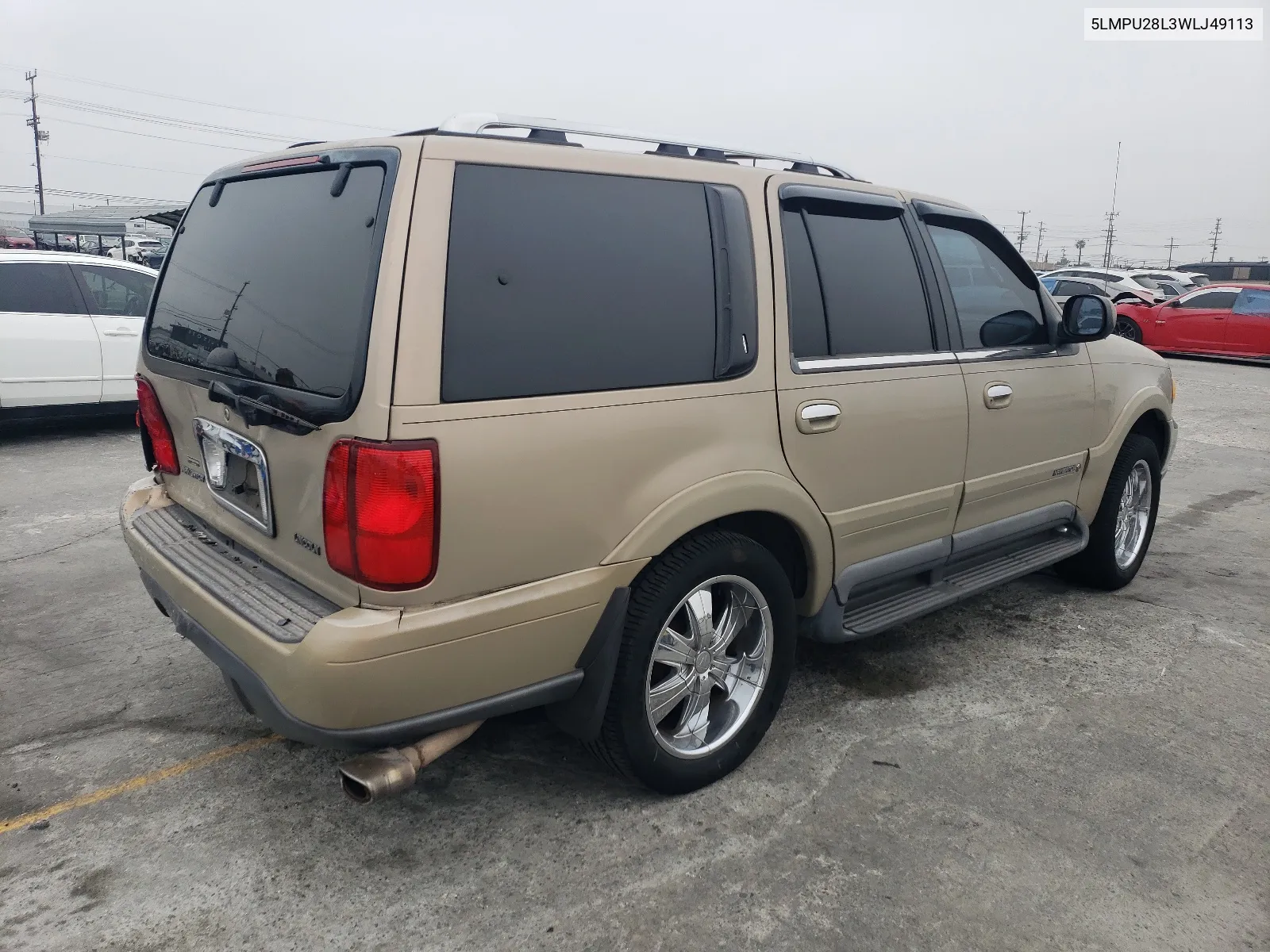 1998 Lincoln Navigator VIN: 5LMPU28L3WLJ49113 Lot: 55933724