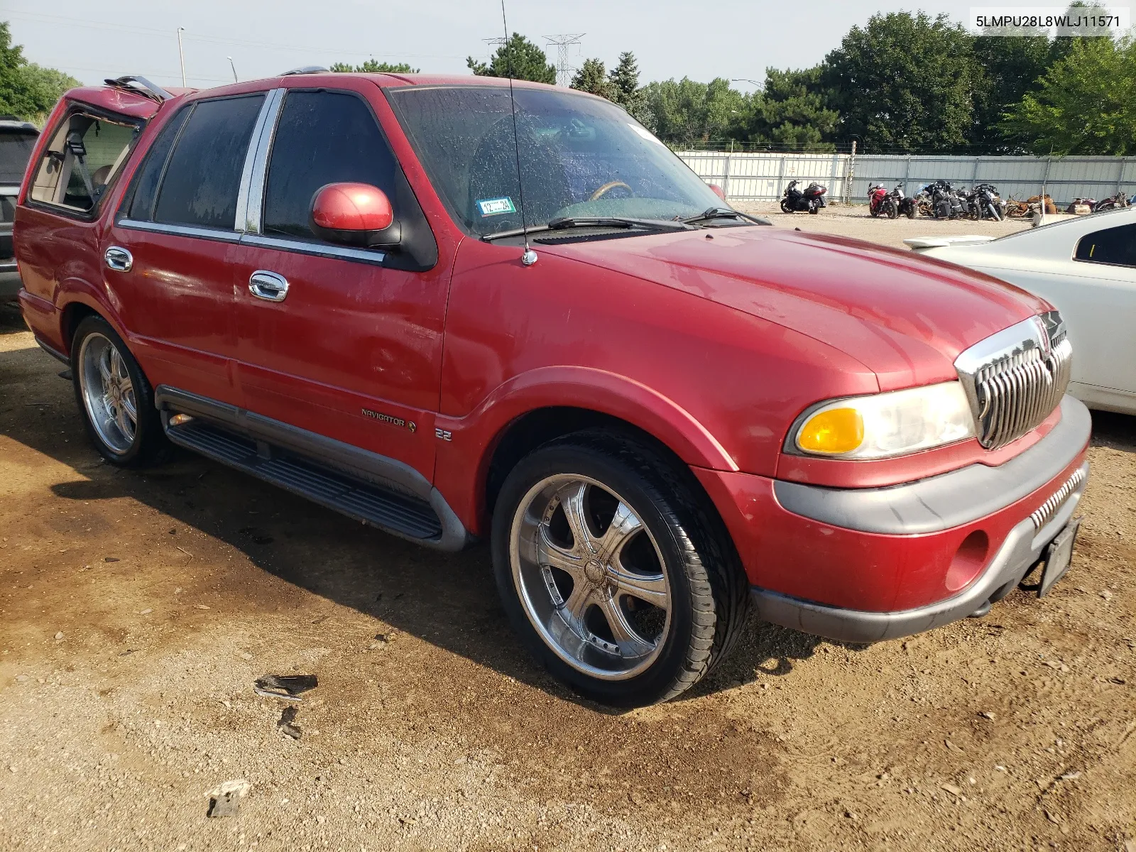 1998 Lincoln Navigator VIN: 5LMPU28L8WLJ11571 Lot: 63876524