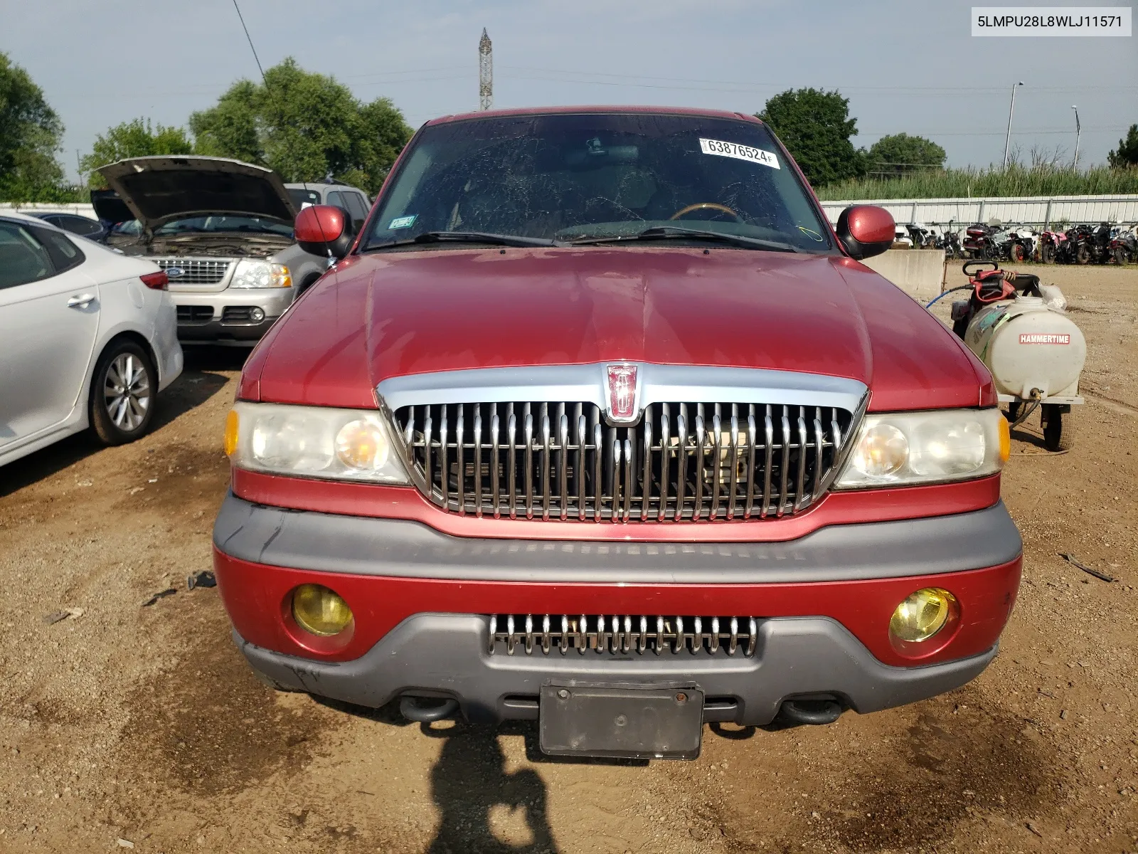 5LMPU28L8WLJ11571 1998 Lincoln Navigator