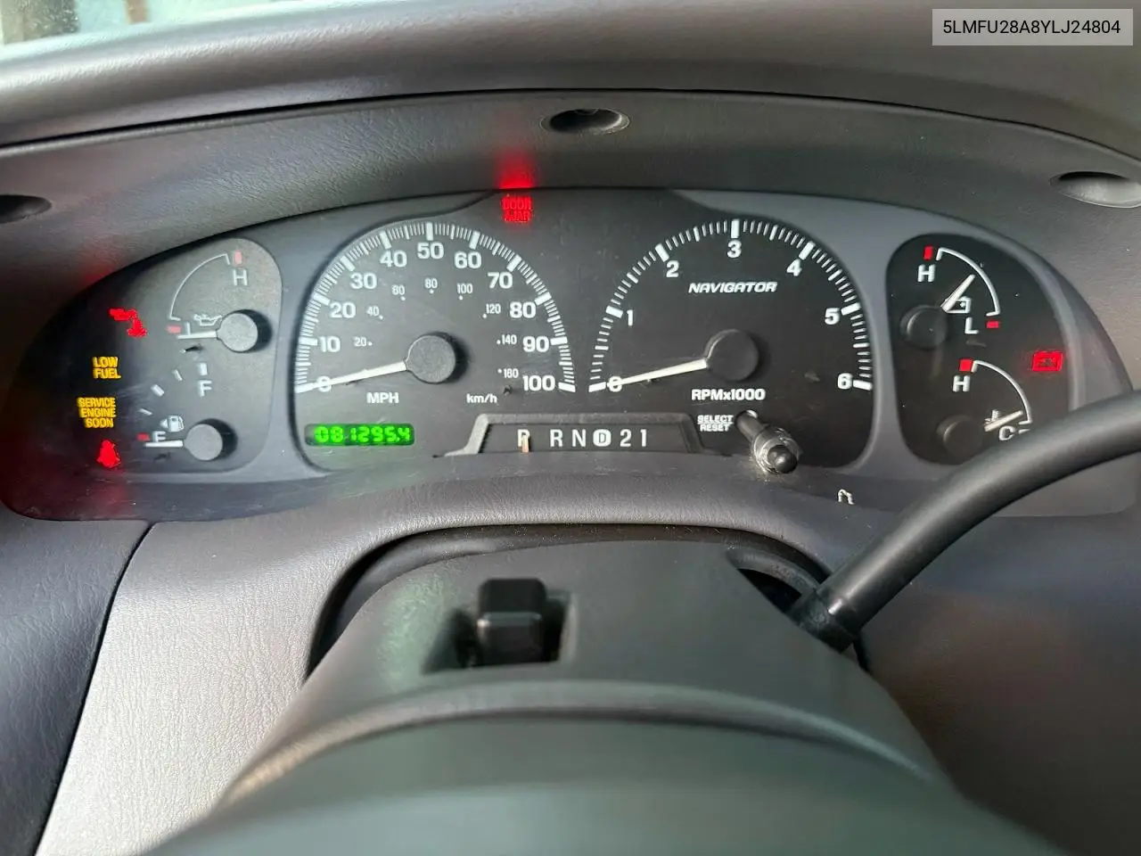 2000 Lincoln Townhouse Navigator VIN: 5LMFU28A8YLJ24804 Lot: 50707326