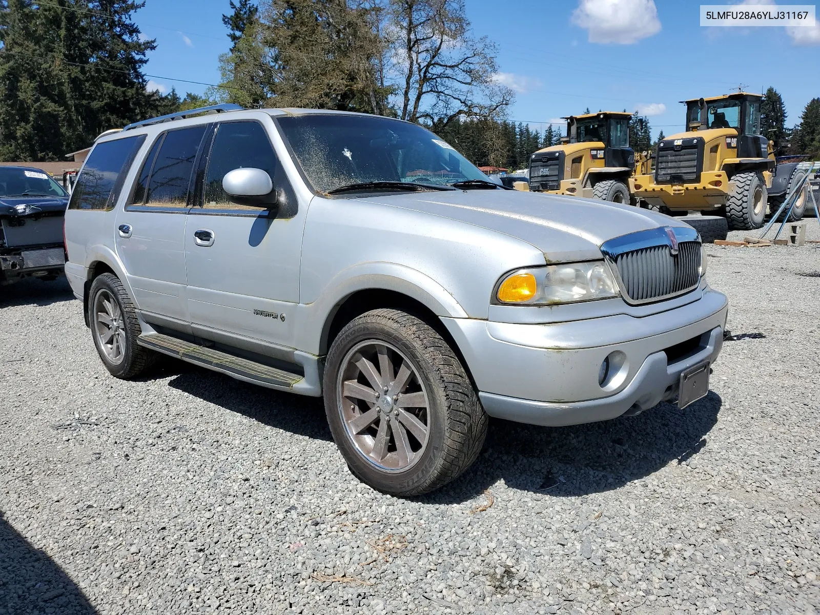 2000 Lincoln Navigator VIN: 5LMFU28A6YLJ31167 Lot: 53550954