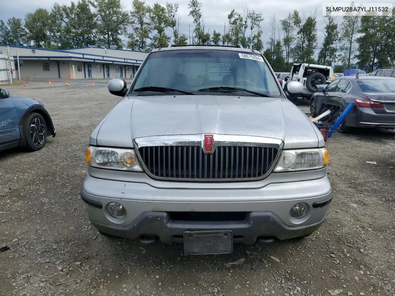 2000 Lincoln Navigator VIN: 5LMPU28A7YLJ11532 Lot: 58075204