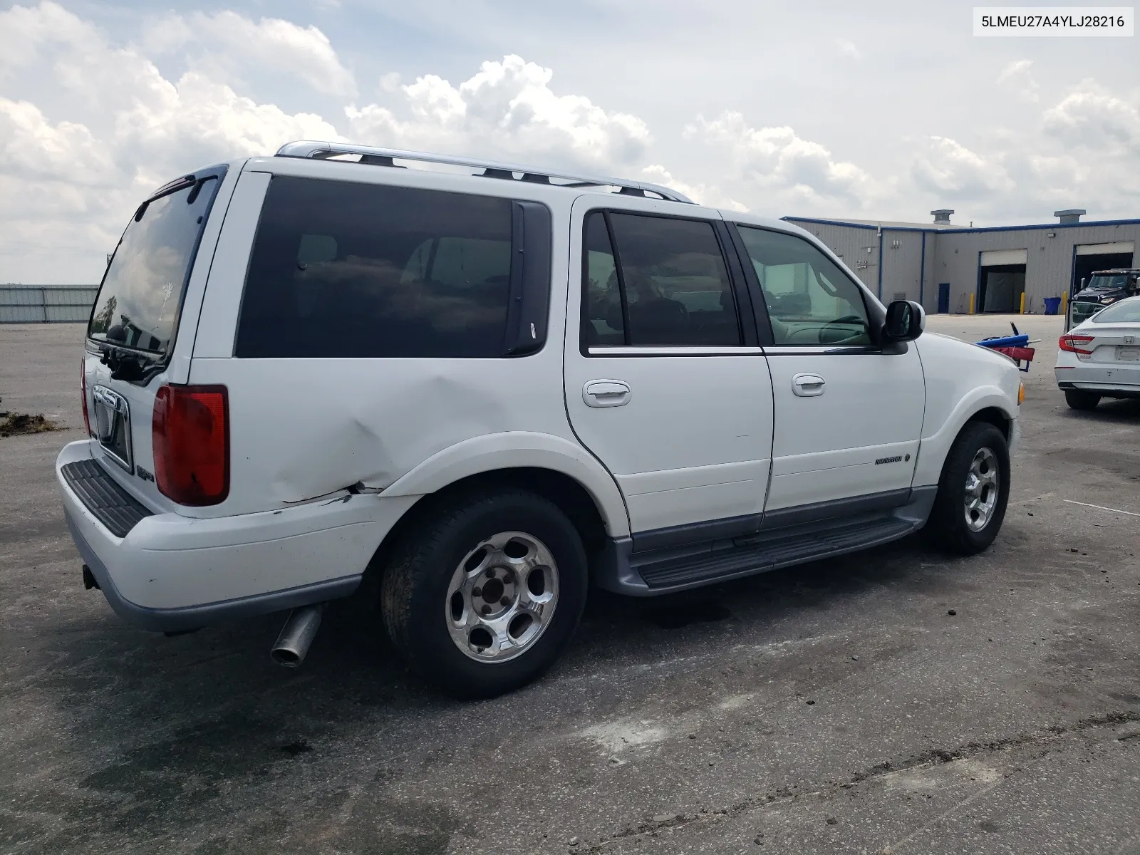 5LMEU27A4YLJ28216 2000 Lincoln Navigator