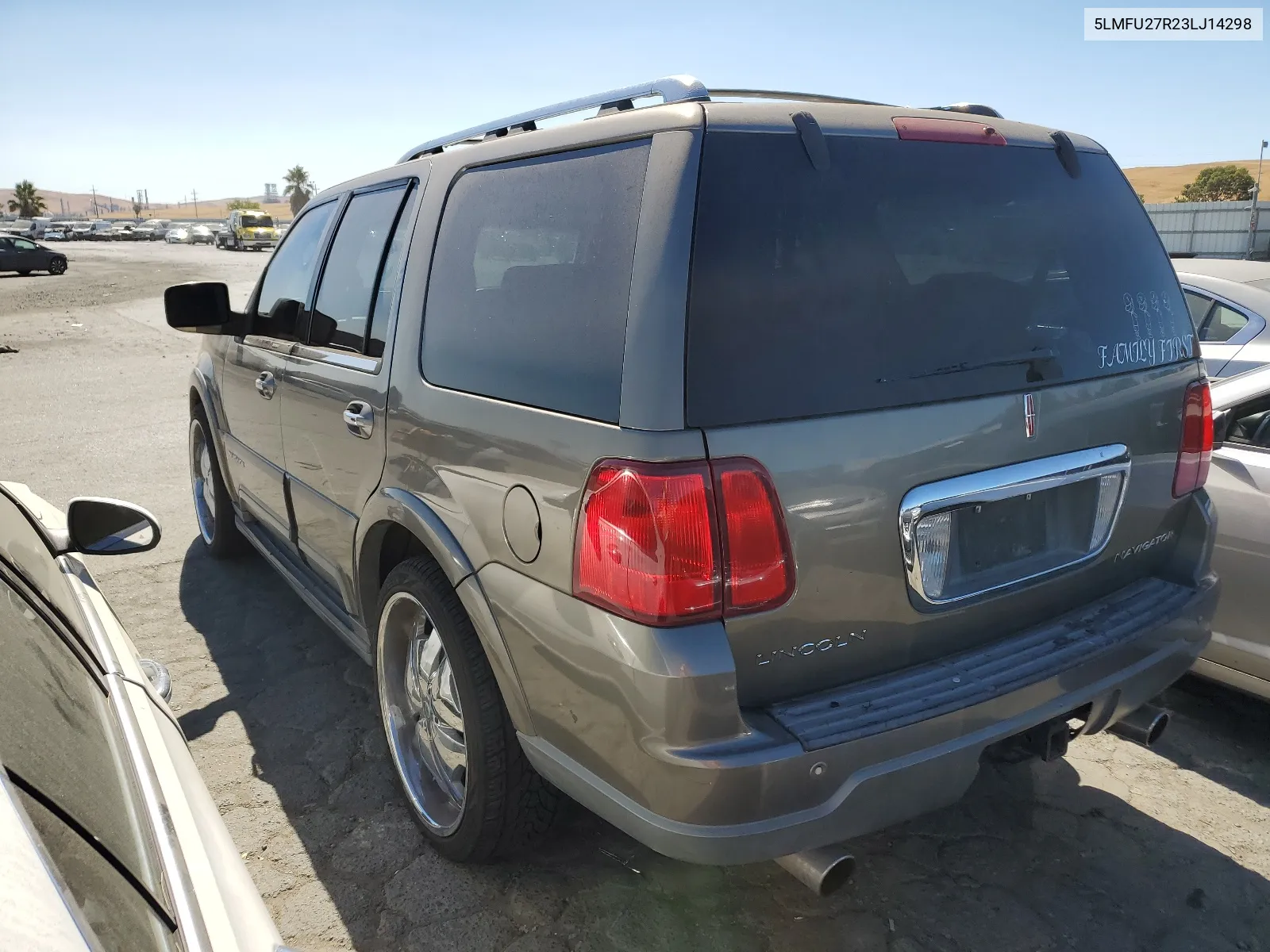 2003 Lincoln Navigator VIN: 5LMFU27R23LJ14298 Lot: 64848874