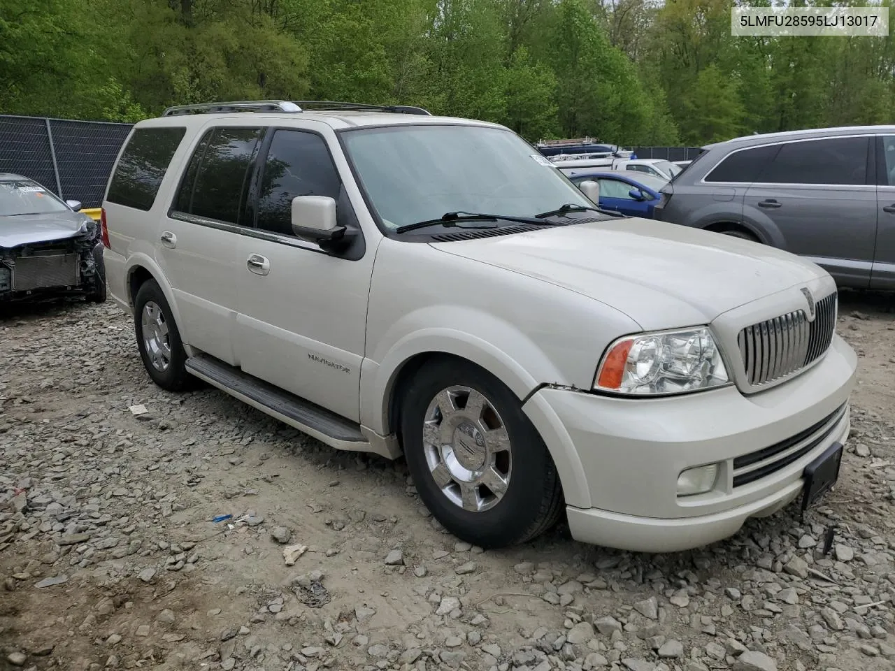 5LMFU28595LJ13017 2005 Lincoln Navigator