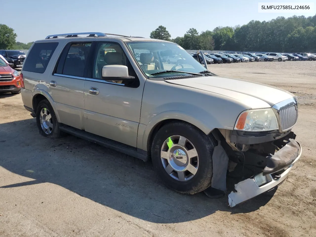 5LMFU27585LJ24656 2005 Lincoln Navigator